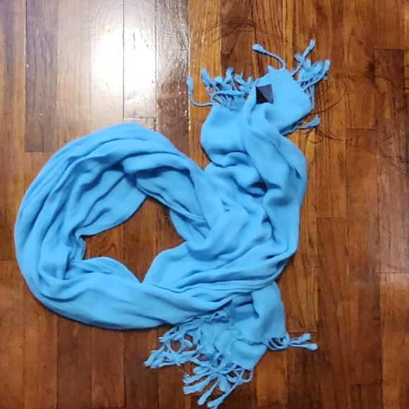 ⭐️ HOST Pick⭐️ 2 Scarf Bundle Teal Blue and Grey Zebra Pattern - Picture 3 of 3